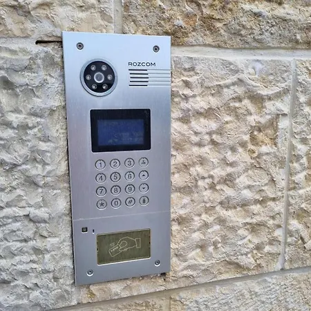Cute Studio Near Yad Vashem Free Street Parking Jerusalem Exterior photo