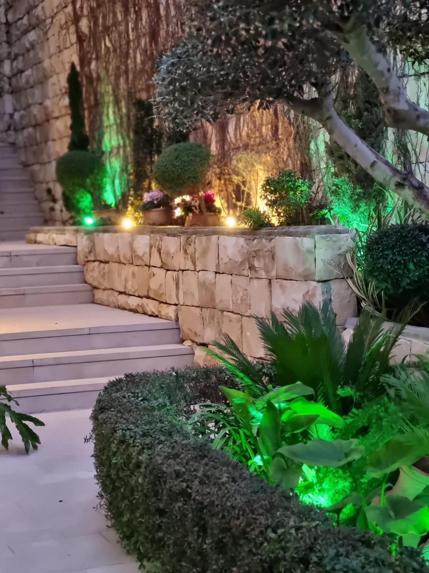 Cute Near Yad Vashem Free Street Parking * Jerusalem